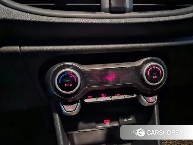 Kia Morning Urban (JA) 2022 Жемчужный цвет из Кореи, фото 3