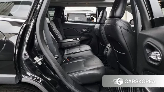 Jeep Cherokee (KL) 2021 Черный из Кореи, фото 3