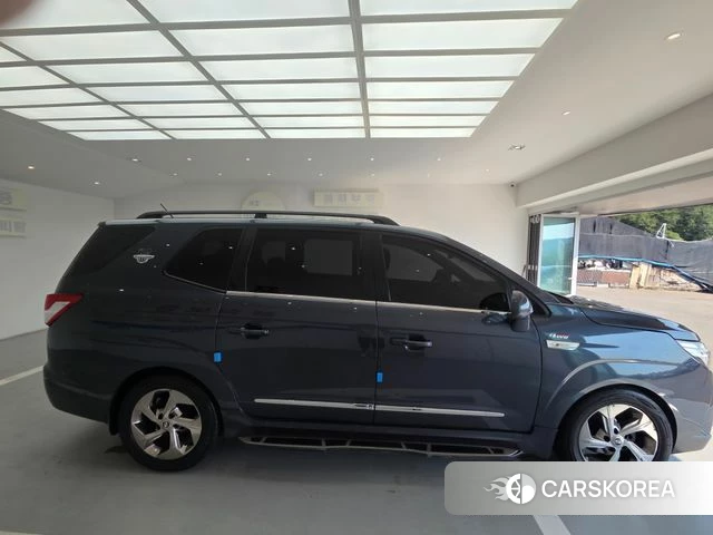 Ssangyong Korando Turismo 2018 Черный из Кореи, фото 3