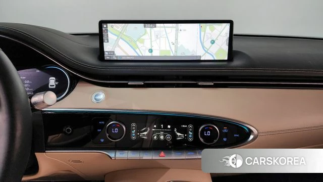 Genesis GV70 2022 Белый из Кореи, фото 3