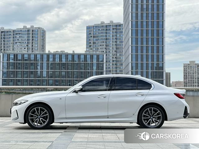 BMW 3 series 2025 Белый из Китая, фото 3