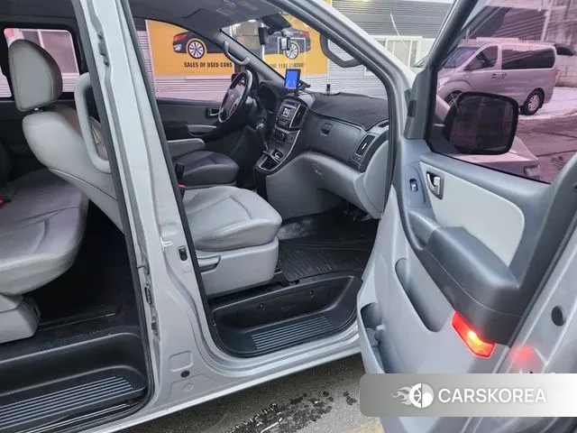 Hyundai The New Grand Starex 2021 Серебряный из Кореи, фото 3