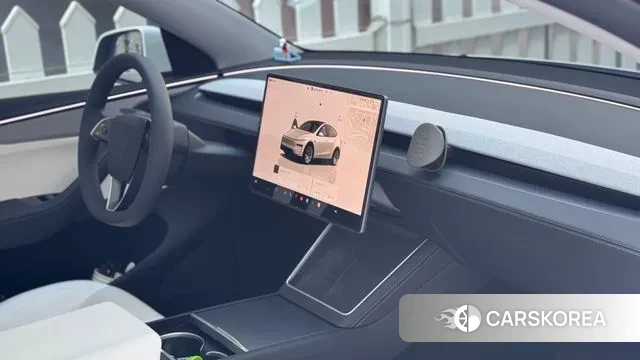 Tesla Model Y 2025 Белый из Кореи, фото 3