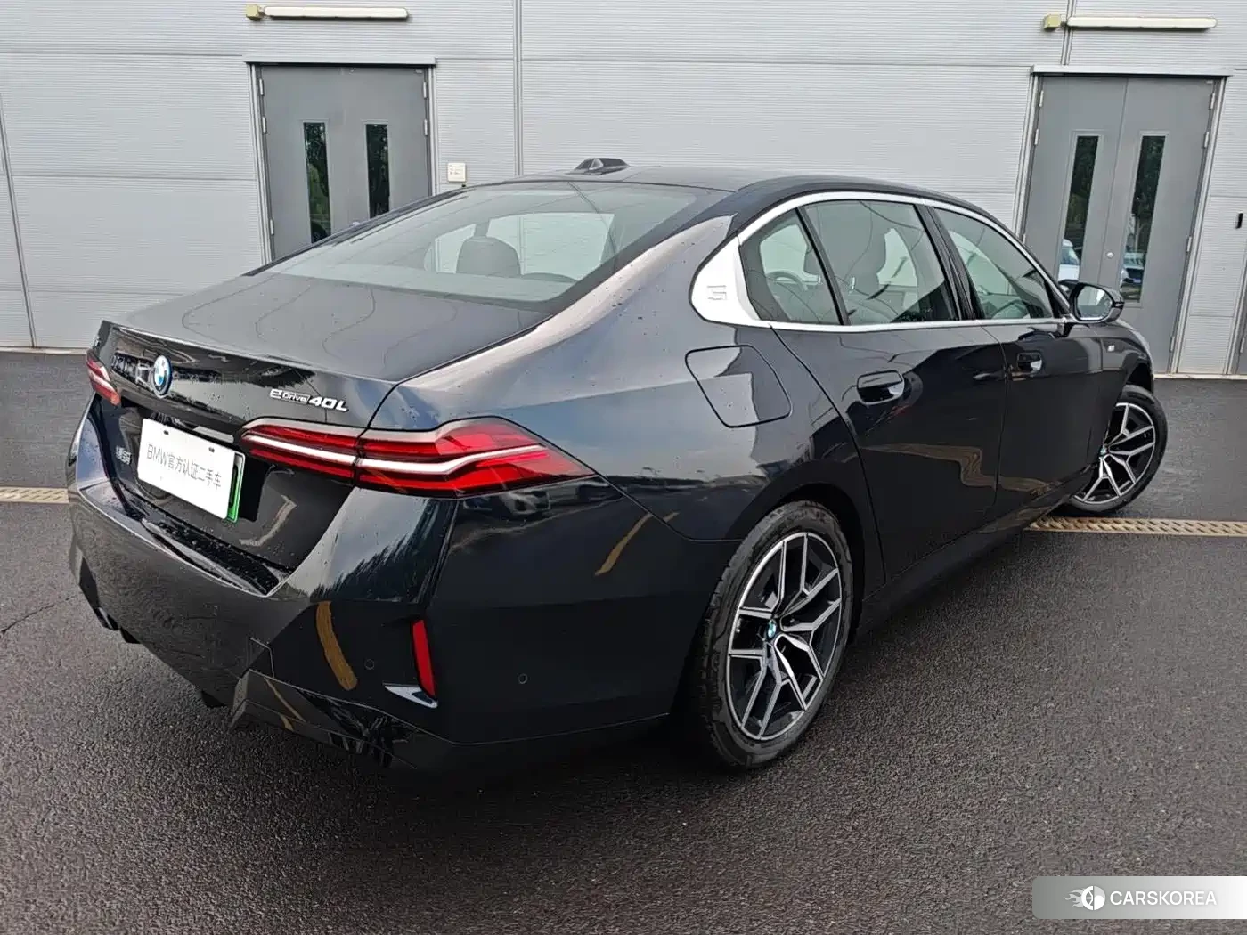 BMW i5 2025 Черный из Китая, фото 3