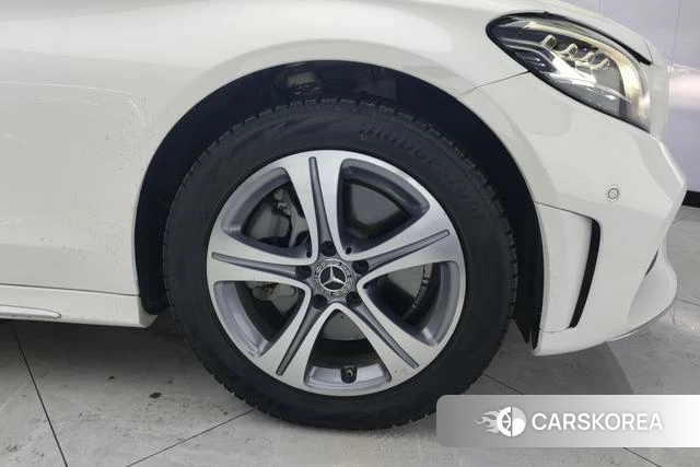 Mercedes-Benz Class C 2021 Белый из Китая, фото 3