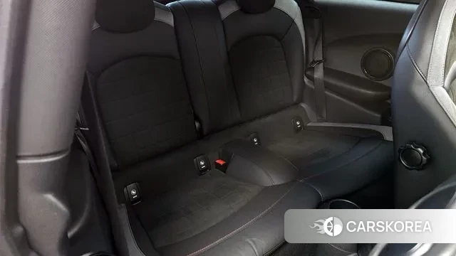 Mini Cooper S 2021 Жемчужный цвет из Кореи, фото 3