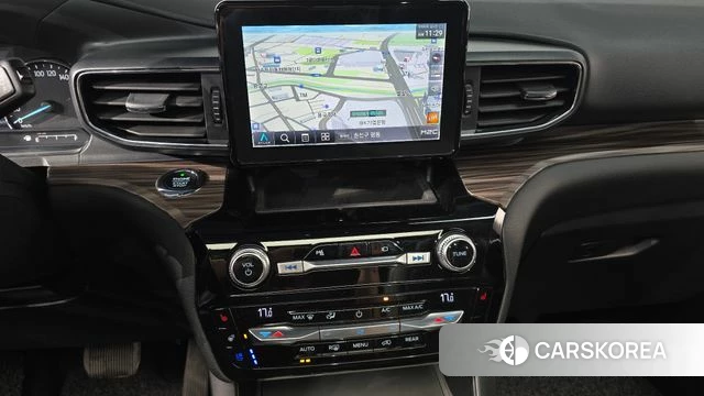Ford Explorer 6th Generation 2021 Белый из Кореи, фото 3