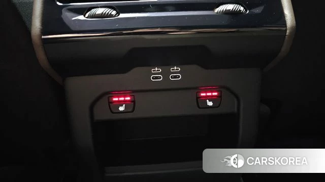 BMW 5 Series (G60) 2025 Светло-серебряный цвет из Кореи, фото 3
