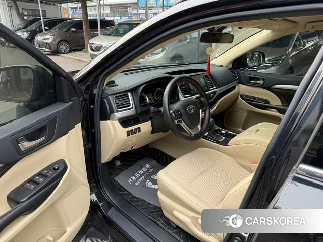 Toyota Highlander 2021 Черный из Китая, фото 3