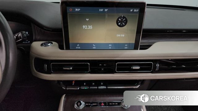 Lincoln Aviator 2nd generation 2023 Белый из Кореи, фото 3