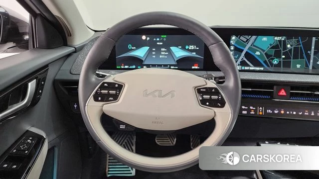 Kia EV6 2023 Белый из Кореи, фото 3