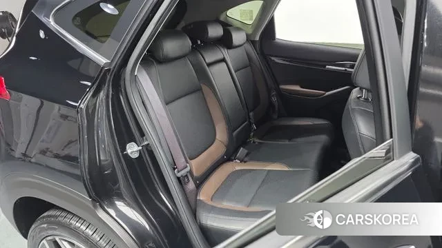 Kia Seltos 2022 Черный из Кореи, фото 3