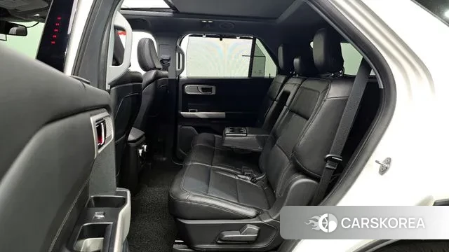 Ford Explorer 6th Generation id 2885804 из Кореи 3