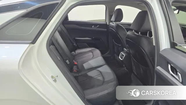 Kia K5 3rd generation 2019 Белый из Кореи, фото 3