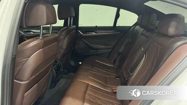 BMW 5 Series (G30) 2022 Белый из Кореи, фото 3