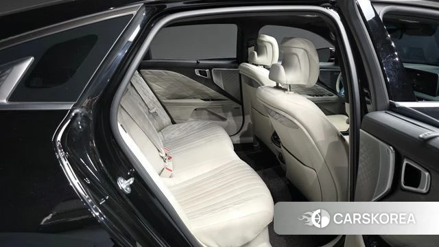 Kia K8 Hybrid 2023 Черный из Кореи, фото 3