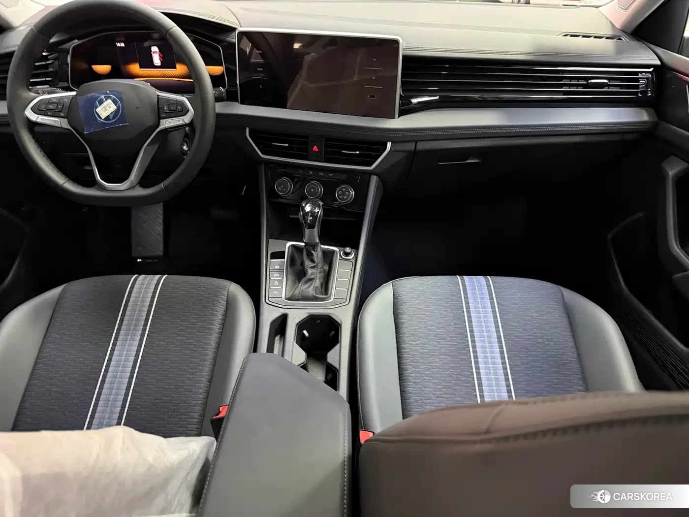 Volkswagen Sagitar 2026 Белый из Китая, фото 3