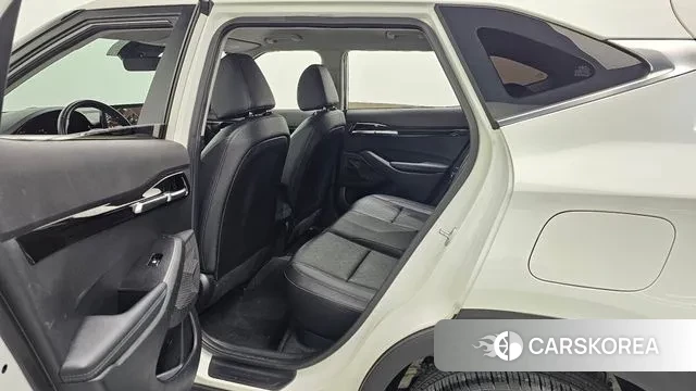 Kia Seltos 2022 Белый из Кореи, фото 3