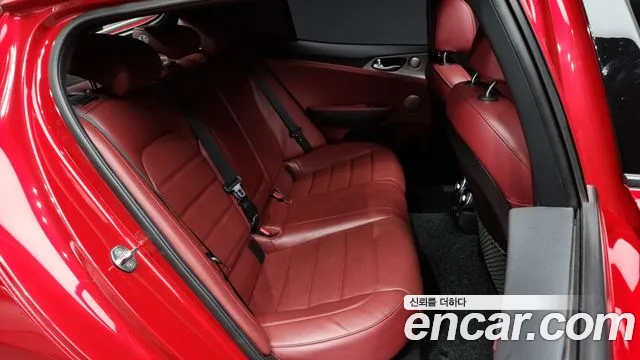 Kia Stinger id 2405410 из Кореи 3