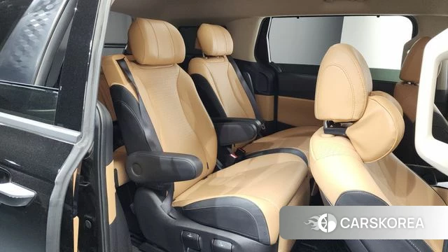Kia Carnival 4th generation 2023 Черный из Кореи, фото 3