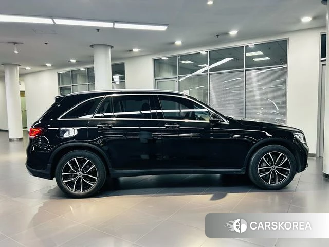 Mercedes-Benz GLC 2022 Черный из Китая, фото 3
