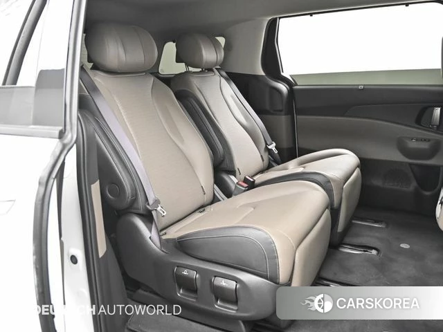 Kia The New Carnival 4th Generation 2024 Белый из Кореи, фото 3