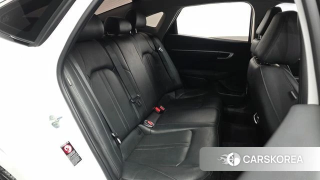 Hyundai Sonata (DN8) 2022 Белый из Кореи, фото 3