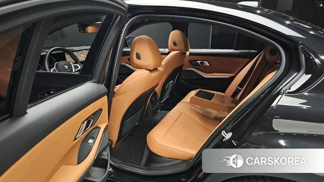 BMW 3 Series (G20) 2023 Черный из Кореи, фото 3