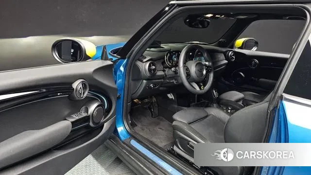 Mini Cooper Electric 2023 Синий из Кореи, фото 3