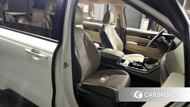 Kia Carnival 4th generation 2022 Белый из Кореи, фото 3