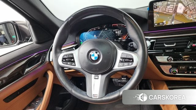 BMW 5 Series (G30) 2022 Серый из Кореи, фото 3