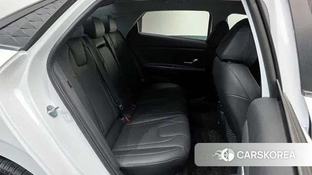 Hyundai The New Avante (CN7) 2025 Белый из Кореи, фото 3