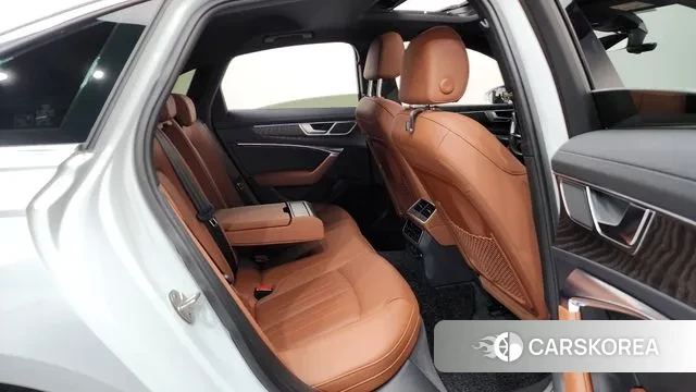 Audi A6 (C8) 2023 Белый из Кореи, фото 3