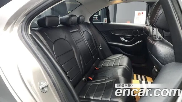 Mercedes-Benz C-Class W205 2019 Серебристо-серый из Кореи, фото 3