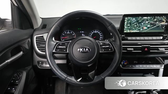 Kia Seltos 2021 Белый из Кореи, фото 3