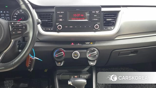 Kia Stonic 2018 Синий из Кореи, фото 3