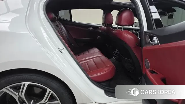 Kia Stinger 2019 Белый из Кореи, фото 3