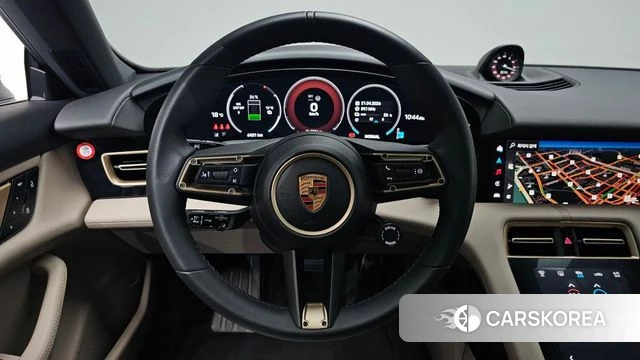 Porsche Taycan 2024 Белый из Кореи, фото 3