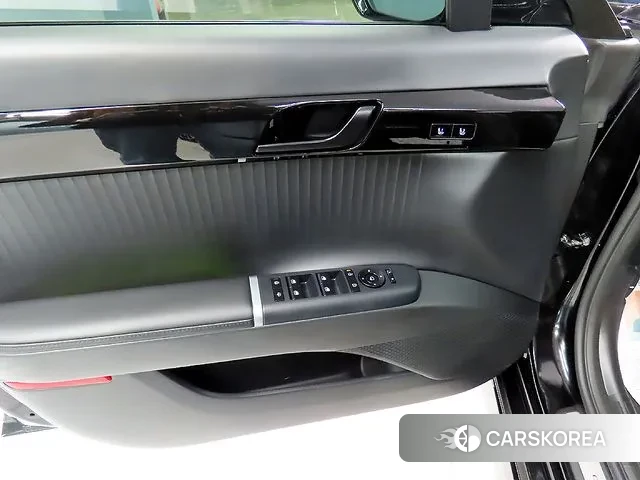 Hyundai Grandeur (GN7) 2023 Черный из Кореи, фото 3