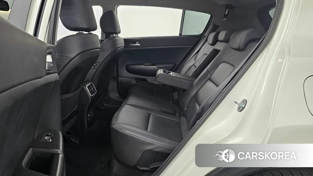 Kia Sportage The Bold 2021 Белый из Кореи, фото 3