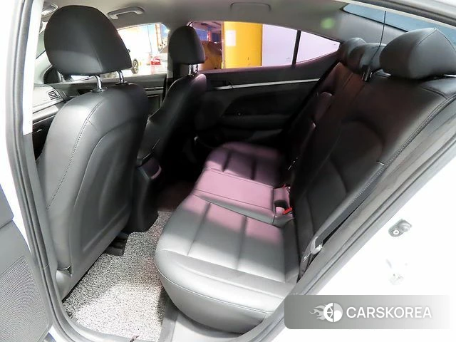 Hyundai Avante AD 2018 Белый из Кореи, фото 3