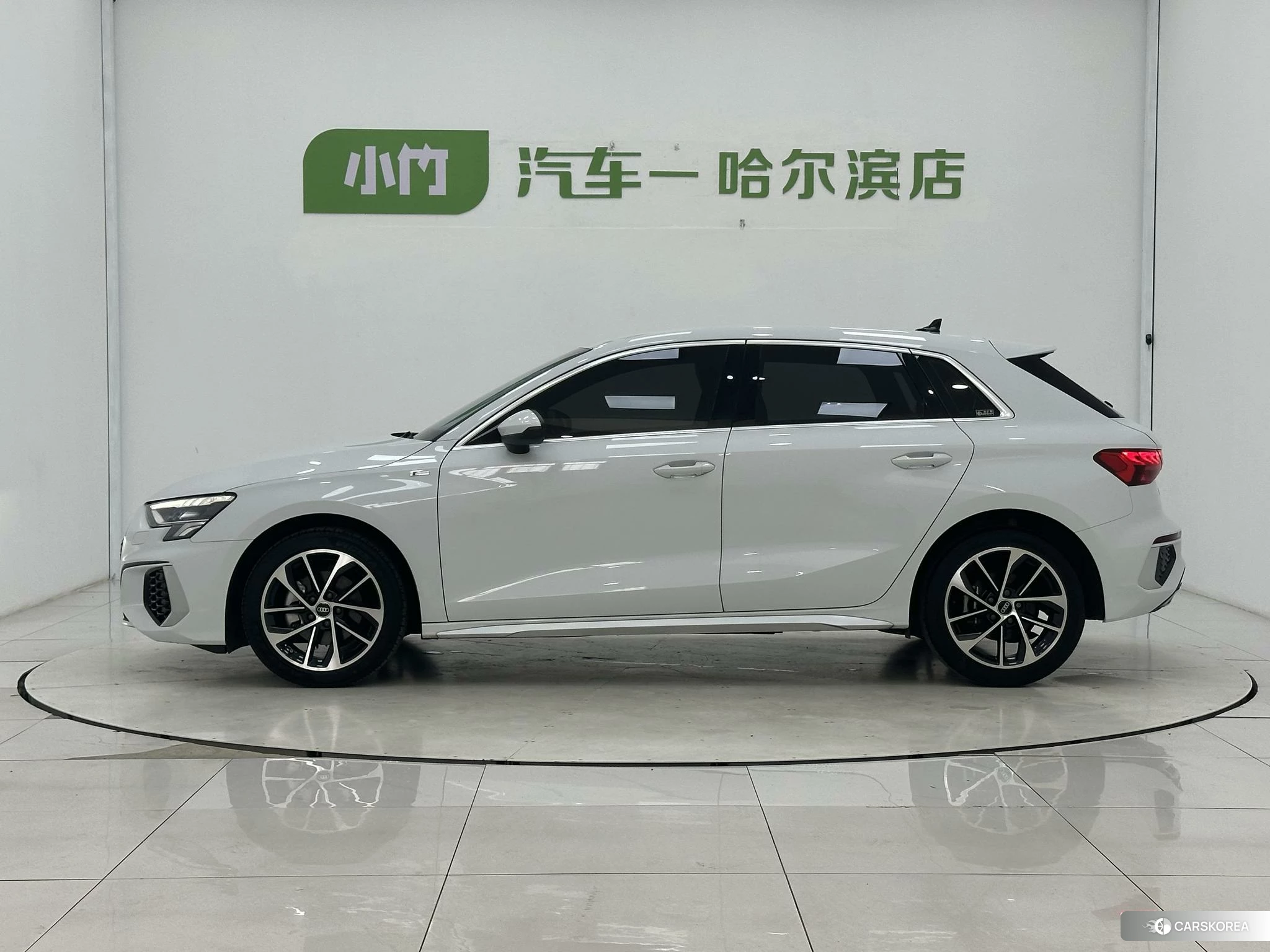 Audi A3 2022 Белый из Китая, фото 3