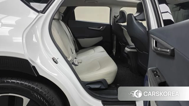 Kia EV6 2023 Белый из Кореи, фото 3