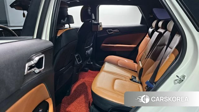 Kia Sportage 5th Generation 2022 Белый из Кореи, фото 3