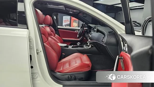 Kia Stinger 2018 Белый из Кореи, фото 3