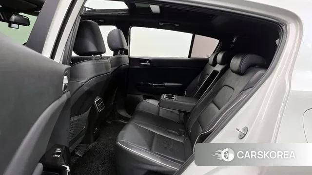 Kia Sportage The Bold 2021 Белый из Кореи, фото 3