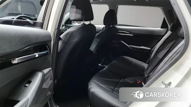 Kia Seltos 2022 Белый из Кореи, фото 3