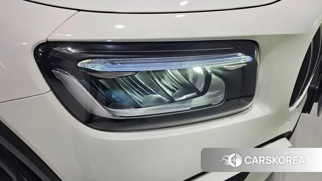 Mercedes-Benz GLB-Class X247 2025 Белый из Кореи, фото 3