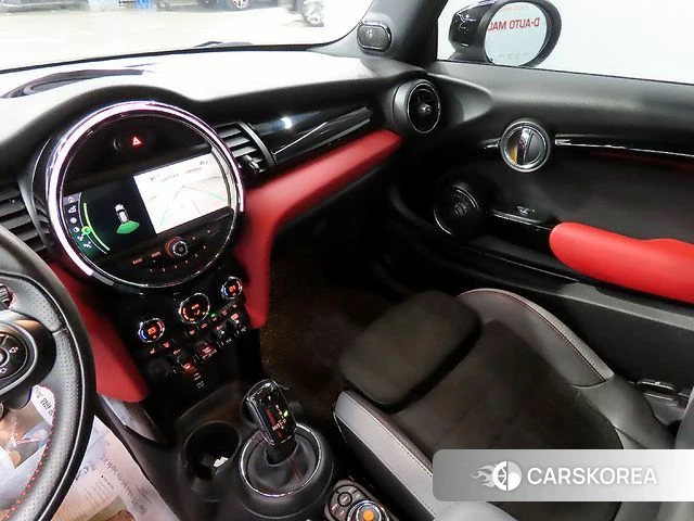 Mini Cooper S 2021 Белый из Кореи, фото 3