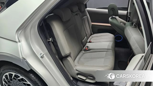 Hyundai Ionic 5 2022 Серебристо-серый из Кореи, фото 3